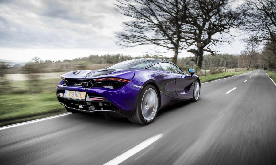  McLaren 720S Coupe 2017 года  (UK) (фото 41 из 45)